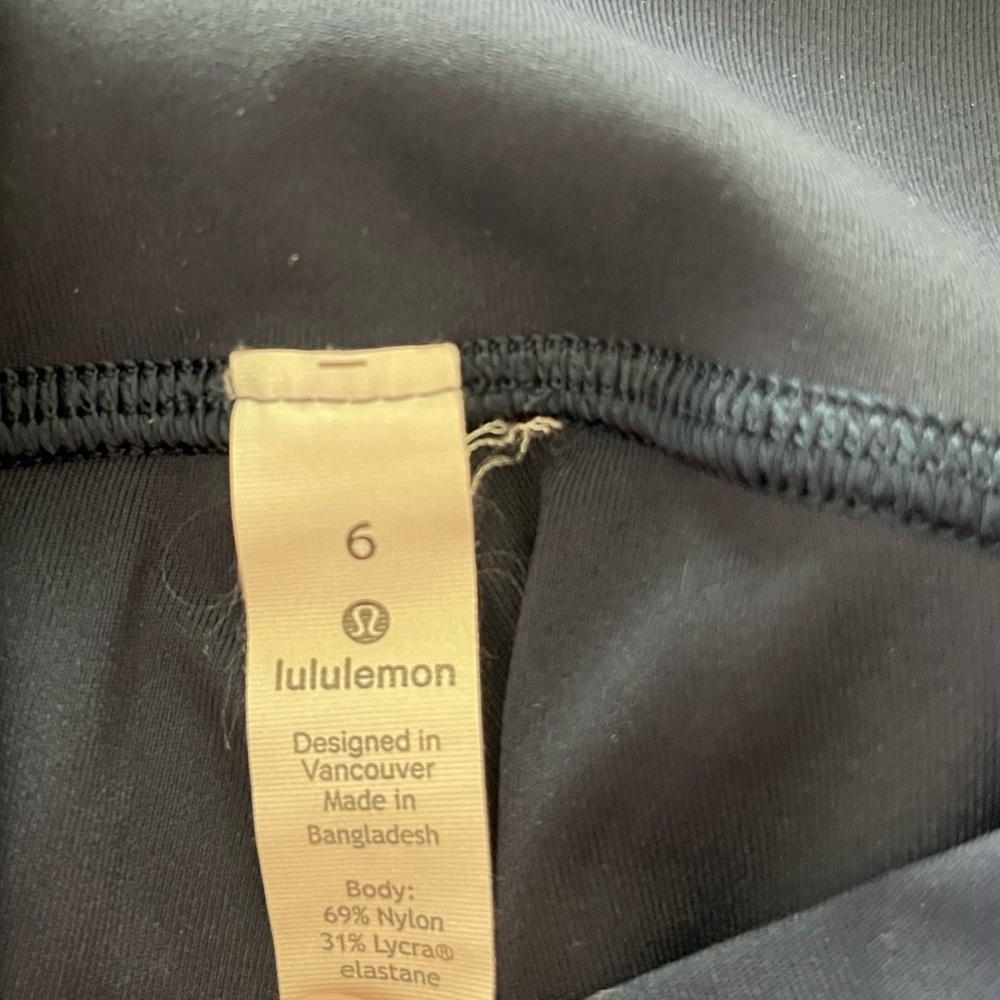 Lululemon Wunder Under Cropped Leggings - Picture 3 of 3